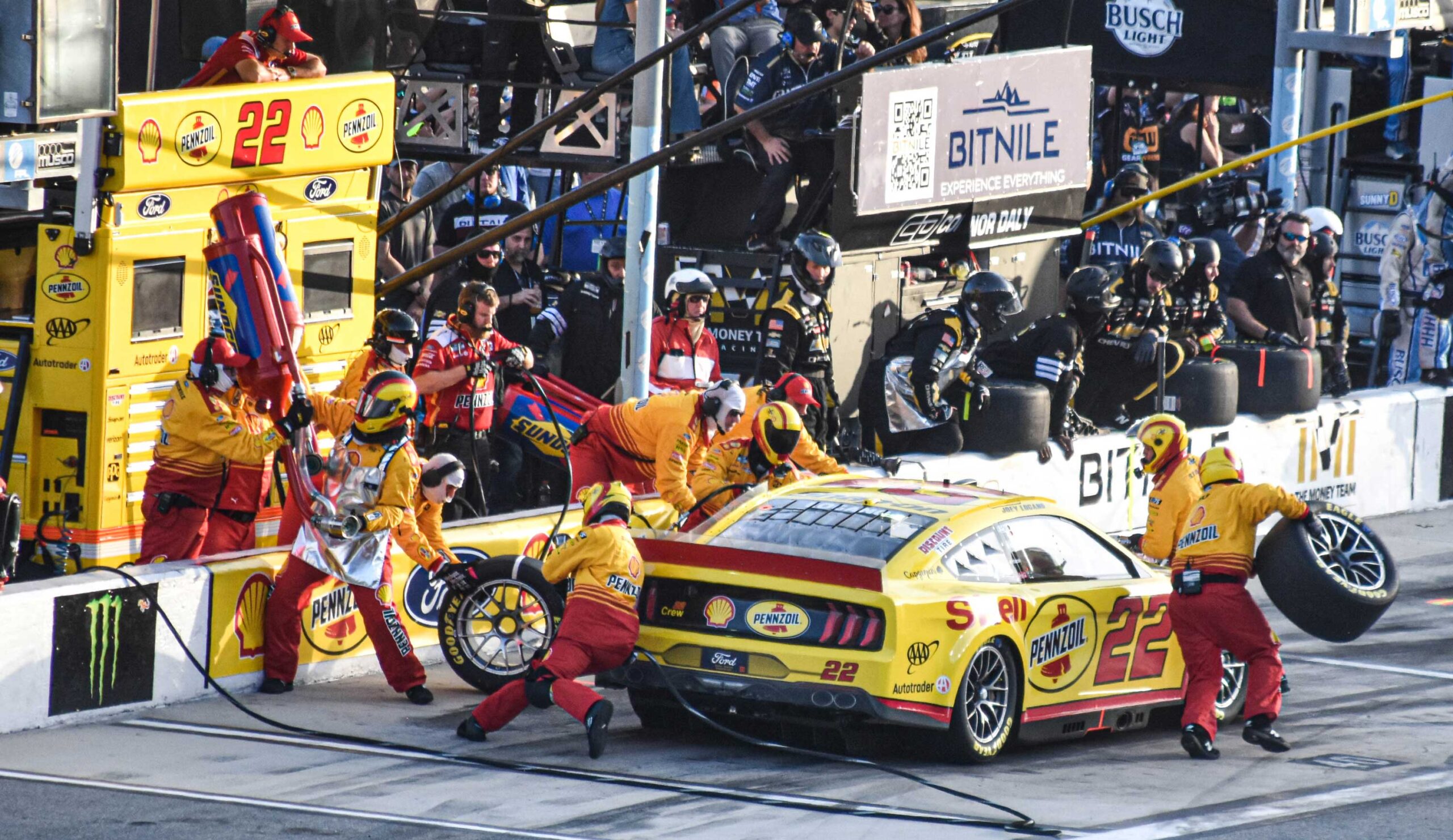 Car at the Pit Crew